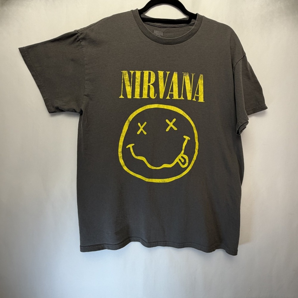 Nirvana T-Shirt Size L Smiley Face Logo - Picture 1 of 3